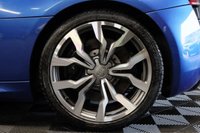 USED 2011 11 AUDI R8 5.2 SPYDER V10 QUATTRO 2d 519 BHP STUNNING MANUAL V10, CARBON INTERIOR, B&O, 12 MONTH WARRANTY