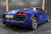 USED 2011 11 AUDI R8 5.2 SPYDER V10 QUATTRO 2d 519 BHP STUNNING MANUAL V10, CARBON INTERIOR, B&O, 12 MONTH WARRANTY