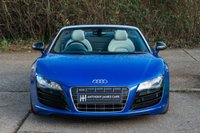 USED 2011 11 AUDI R8 5.2 SPYDER V10 QUATTRO 2d 519 BHP STUNNING MANUAL V10, CARBON INTERIOR, B&O, 12 MONTH WARRANTY
