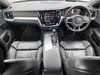 USED 2020 70 VOLVO V60 2.0 D3 R-DESIGN PLUS 5d 148 BHP 