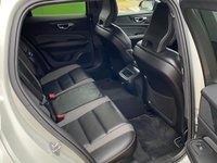 USED 2020 70 VOLVO V60 2.0 D3 R-DESIGN PLUS 5d 148 BHP 