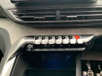 USED 2021 71 PEUGEOT 3008 1.5 BLUEHDI S/S GT 5d 129 BHP 2021/71 reg PEUGEOT 3008 GT 1.5 BLUE-HDi SUV 5DR - 1/2 LIST PRICE WHEN WAS NEW - 1 FORMER KEEPER - 1/2 LEATHER INTERIOR - DIAMOND CUT ALLOY WHEELS - FREE 12 MONTHS WARRANTY / BREAKDOWN ASSISTANCE INCLUDED