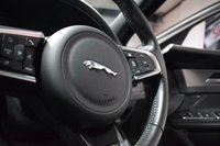 USED 2017 17 JAGUAR XF 3.0 D V6 S 4d 296 BHP PAN ROOF / PRO NAV / MERIDIAN