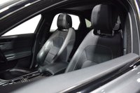 USED 2017 17 JAGUAR XF 3.0 D V6 S 4d 296 BHP PAN ROOF / PRO NAV / MERIDIAN