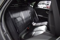 USED 2017 17 JAGUAR XF 3.0 D V6 S 4d 296 BHP PAN ROOF / PRO NAV / MERIDIAN