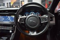 USED 2017 17 JAGUAR XF 3.0 D V6 S 4d 296 BHP PAN ROOF / PRO NAV / MERIDIAN