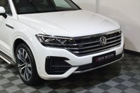 USED 2018 68 VOLKSWAGEN TOUAREG 3.0 V6 R-LINE TECH TDI 5d 282 BHP HUGE SPEC / AIR SUS / TOWBAR