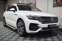 USED 2018 68 VOLKSWAGEN TOUAREG 3.0 V6 R-LINE TECH TDI 5d 282 BHP HUGE SPEC / AIR SUS / TOWBAR