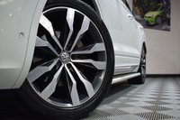 USED 2018 68 VOLKSWAGEN TOUAREG 3.0 V6 R-LINE TECH TDI 5d 282 BHP HUGE SPEC / AIR SUS / TOWBAR