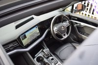 USED 2018 68 VOLKSWAGEN TOUAREG 3.0 V6 R-LINE TECH TDI 5d 282 BHP HUGE SPEC / AIR SUS / TOWBAR