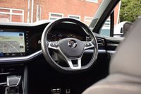 USED 2018 68 VOLKSWAGEN TOUAREG 3.0 V6 R-LINE TECH TDI 5d 282 BHP HUGE SPEC / AIR SUS / TOWBAR