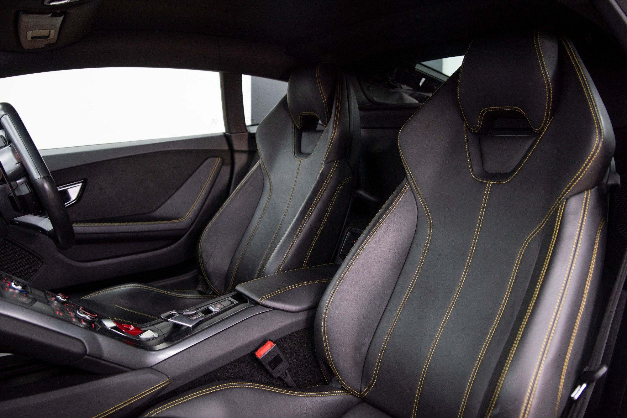 USED 2015 04 LAMBORGHINI HURACAN 5.2 LP 610-4 