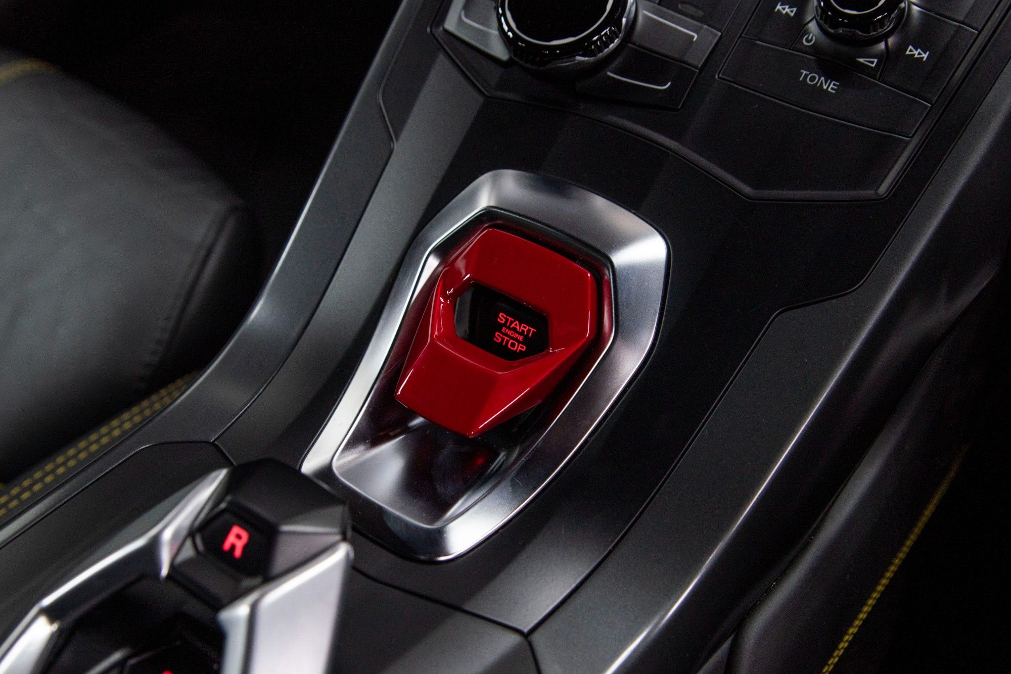 USED 2015 04 LAMBORGHINI HURACAN 5.2 LP 610-4 