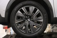 USED 2021 71 PEUGEOT E-2008 50KWH GT PREMIUM 5dr automatic (SAT NAV, HALF LEATHER) 