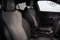 USED 2021 71 PEUGEOT E-2008 50KWH GT PREMIUM 5dr automatic (SAT NAV, HALF LEATHER) 