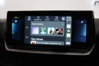 USED 2021 71 PEUGEOT E-2008 50KWH GT PREMIUM 5dr automatic (SAT NAV, HALF LEATHER) 