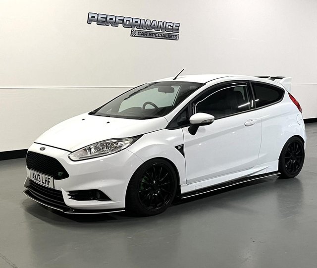 2013 13 Ford Fiesta 1.6 ST-2 3d 180 BHP
