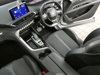 USED 2020 70 PEUGEOT 5008 1.6 PURETECH S/S GT LINE PREMIUM 5d 179 BHP 7 SEATS SAT NAV SUNROOF REAR CAMERA PART LEATHER INTERIOR PARKING SENSORS 1 OWNER SERVICE HISTORY 6 MONTHS GOLD WARRANTY