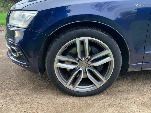 View our AUDI Q5