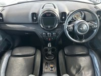 USED 2017 17 MINI COUNTRYMAN 1.5 COOPER 5d 134 BHP SATELITTE NAVIGATION - BLUETOOTH HANDSFREE - MULTIFUNCTION STEERING WHEEL - CRUISE CONTROL WITH BRAKING FUNCTION - DAB RADIO
