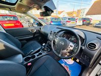 USED 2014 63 NISSAN QASHQAI 1.6 360 5d 117 BHP 1 owner from new in Metallic Pearl Storm White