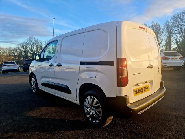 2019 PEUGEOT PARTNER - Photo 6