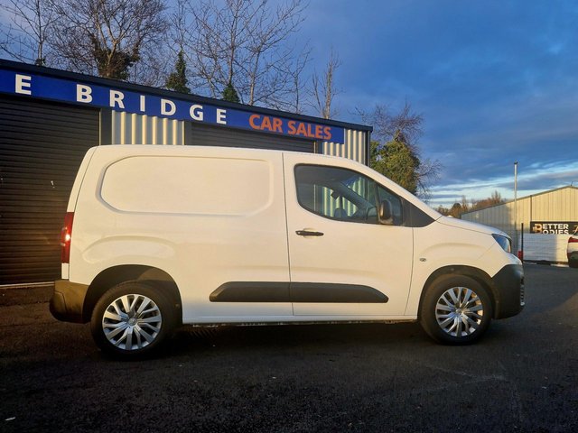 2019 PEUGEOT PARTNER - Photo 9