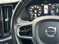 USED 2017 67 VOLVO XC60 2.0 D4 R-DESIGN AWD 5d 188 BHP 