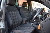 USED 2017 67 VOLKSWAGEN GOLF 2.0 GTI TSI 5d 227 BHP 19" BRESCIA ALLOYS / SCORPION