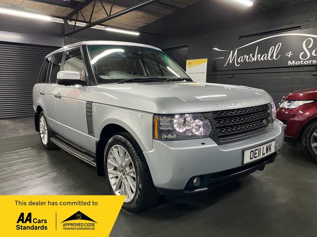 2011 LAND ROVER RANGE ROVER 4.4 TDV8 VOGUE SE 5d 313 BHP &pound;13499.00