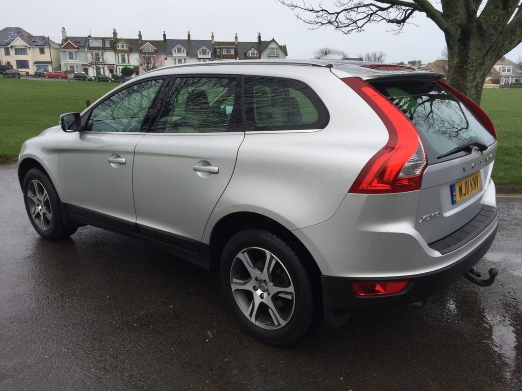 USED 2011 11 VOLVO XC60 D3 [163] SE Lux 5dr Geartronic DAB NAVIGATION PREMIUM SOUND