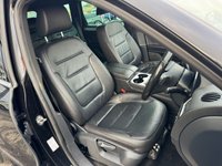 USED 2013 13 VOLKSWAGEN TOUAREG 3.0 V6 ALTITUDE TDI BLUEMOTION TECHNOLOGY 5d 202 BHP FULL SERVICE HISTORY, 2 KEYS AND BOOK PACK, FRESH SERVICE + 12M MOT WITHIN THE SALE