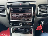 USED 2013 13 VOLKSWAGEN TOUAREG 3.0 V6 ALTITUDE TDI BLUEMOTION TECHNOLOGY 5d 202 BHP FULL SERVICE HISTORY, 2 KEYS AND BOOK PACK, FRESH SERVICE + 12M MOT WITHIN THE SALE