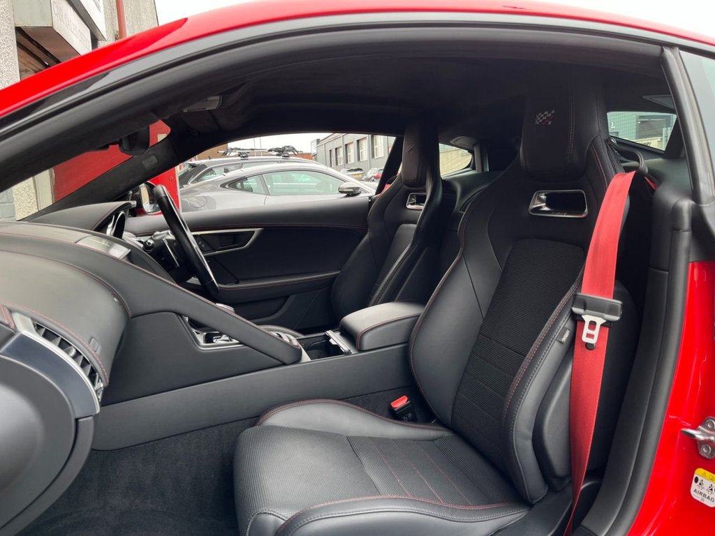 USED 2019 69 JAGUAR F-TYPE 3.0 V6 CHEQUERED FLAG 2d 375 BHP AWD 