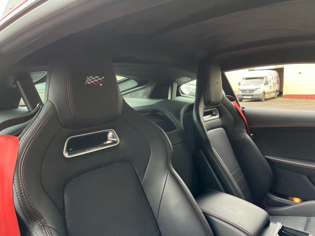 USED 2019 69 JAGUAR F-TYPE 3.0 V6 CHEQUERED FLAG 2d 375 BHP AWD 