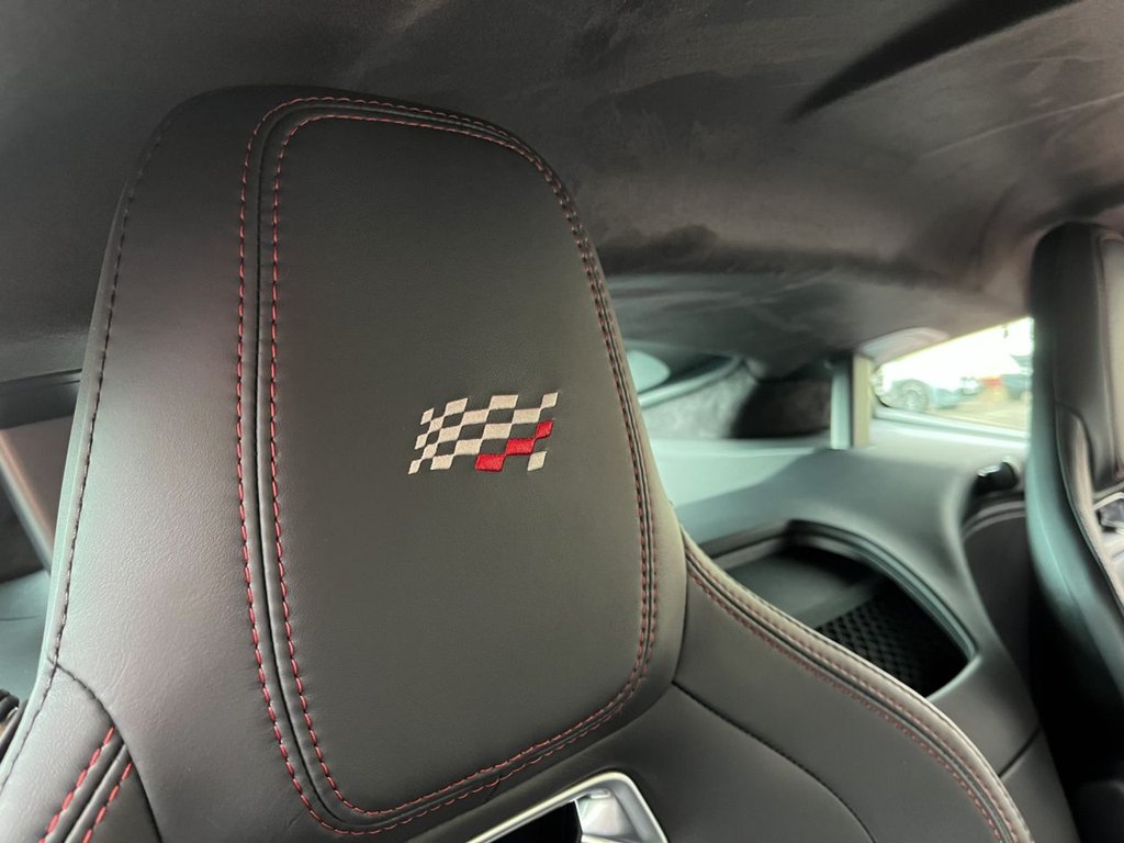 USED 2019 69 JAGUAR F-TYPE 3.0 V6 CHEQUERED FLAG 2d 375 BHP AWD 