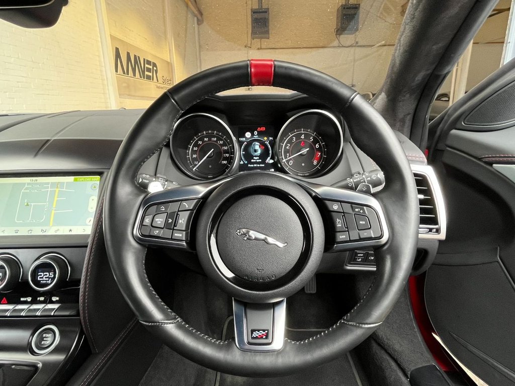USED 2019 69 JAGUAR F-TYPE 3.0 V6 CHEQUERED FLAG 2d 375 BHP AWD 