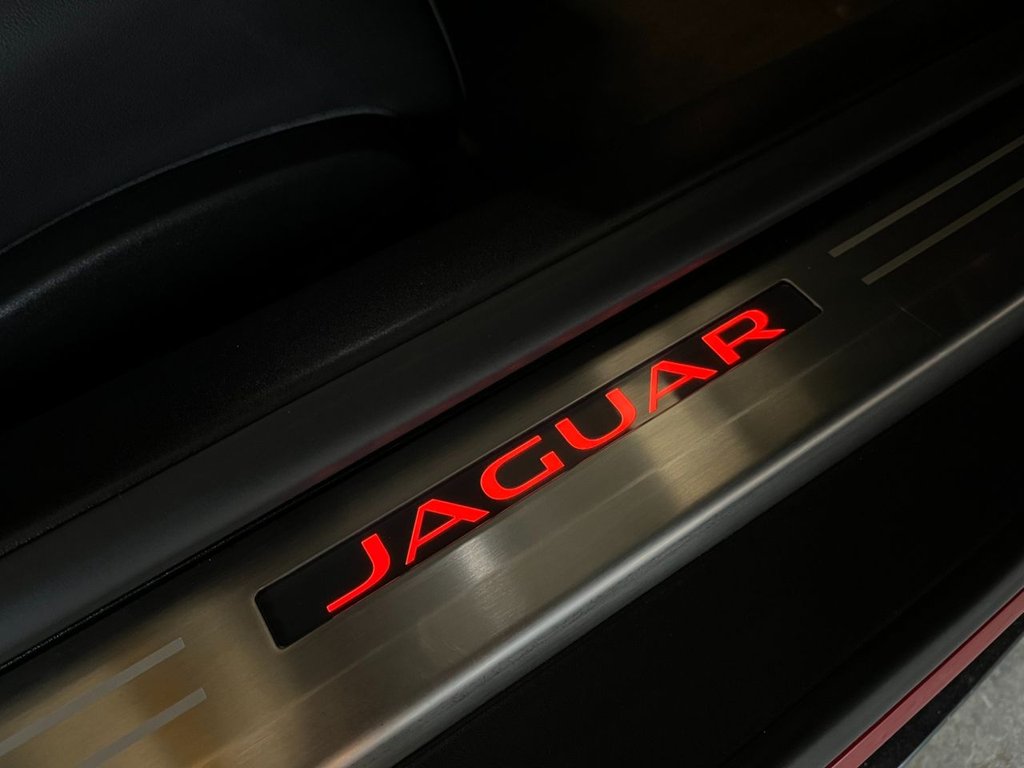 USED 2019 69 JAGUAR F-TYPE 3.0 V6 CHEQUERED FLAG 2d 375 BHP AWD 