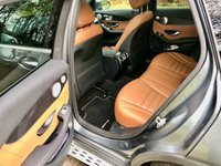 USED 2020 70 MERCEDES-BENZ GLC-CLASS 2.0 GLC 300 D 4MATIC AMG LINE PREMIUM PLUS (ULTIMATE) 5d AUTO 242 BHP''1 RETIRED GENTLEMAN OWNER FROM NEW //FULL BROOKLANDS MERC UK SERVICING//MASSIVE SPEC//STUNNING CONDITION//PANORAMIC GLASS ROOF//PARK CAMERA//AIRMATIC AIR SUSPENSION//DAP(Driver Assistance Pack)//ELECTRIC MEMORY SEATS//M-B INTEGRAL DASH CAMERA//  300 D 4MATIC AMG LINE ULTIMATE 5d AUTO 242 BHP''1 RETIRED GENTLEMAN OWNER FROM NEW //FULL BROOKLANDS MERC UK SERVICING//MASSIVE SPEC//STUNNING CONDITION//PANORAMIC GLASS ROOF//PARK CAMERA//AIRMATIC AIR SUSPENSION//DAP(Driver Assistance Pack)//ELECTRIC MEMORY SEATS//M-B INTEGRAL DASH CAMERA//