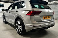 USED 2018 18 VOLKSWAGEN TIGUAN 2.0 R-LINE TDI BMT 4MOTION DSG 5d 188 BHP 
