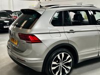 USED 2018 18 VOLKSWAGEN TIGUAN 2.0 R-LINE TDI BMT 4MOTION DSG 5d 188 BHP 
