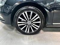 USED 2013 13 VOLKSWAGEN PASSAT 2.0 HIGHLINE TDI BLUEMOTION TECHNOLOGY DSG 5d 139 BHP BLUETOOTH+ FRONT+REAR SENSORS