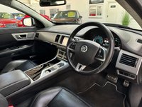 USED 2013 63 JAGUAR XF 3.0 D V6 S PORTFOLIO 4d 275 BHP 