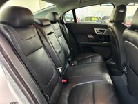 USED 2013 63 JAGUAR XF 3.0 D V6 S PORTFOLIO 4d 275 BHP 