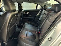 USED 2013 63 JAGUAR XF 3.0 D V6 S PORTFOLIO 4d 275 BHP 