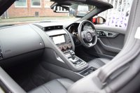 USED 2016 JAGUAR F-TYPE 3.0 V6 S AWD 2d 380 BHP LOW MILES / SPORTS SEATS
