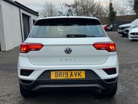 USED 2019 19 VOLKSWAGEN T-ROC 1.6 SE TDI 5d 114 BHP VW Quality and Practicality