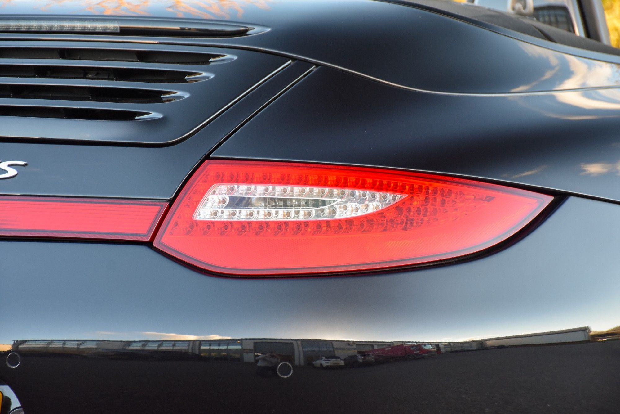 USED 2012 62 PORSCHE 911 3.8 CARRERA 4 GTS PDK 2d 408 BHP 