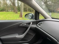 USED 2012 62 VAUXHALL ASTRA 2.0 SE CDTI S/S 5d 163 BHP 