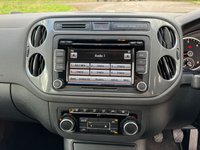 USED 2012 12 VOLKSWAGEN TIGUAN 2.0 SE TDI BLUEMOTION TECHNOLOGY 4MOTION 5d 138 BHP 